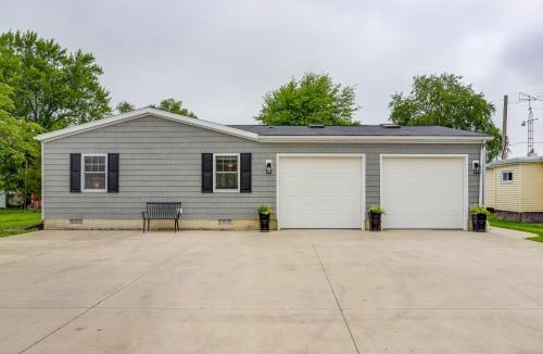 Port Clinton House | Port Clinton Vacation Rental with Boat Dock and Grill!