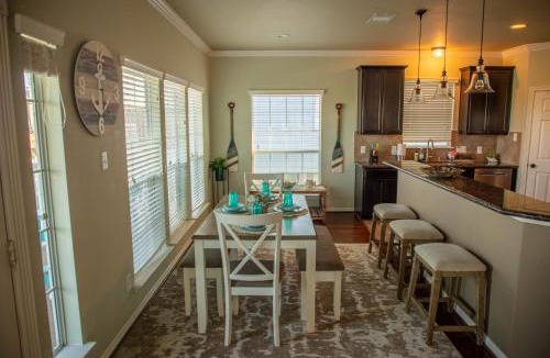 El Lago House | Portofino House - Seabrook - 3 Bed 2 Bath Hot Tub