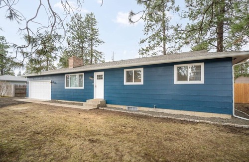 Post Falls House | Post Falls Retreat I Beautiful Family Home!