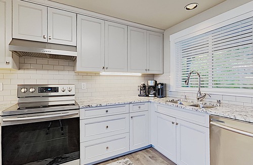 Poulsbo House | Poulsbo Beach Hideaway