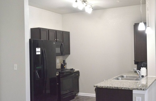 Columbia Apartment | Premium Feel Elegant 2BR Apartment Minutes from USC & Downtown , Gym Access