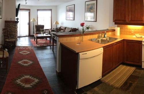 Salt Lake Mountain Resorts Condo | PRIME Location Powderhorn Ski In/Out, Premium Slope and Village Views