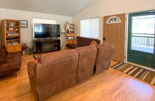 St. Maries House | Private 2-Acre Retreat with MTN Views, Walk to River