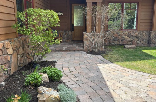 Sun Valley House | Private 2-Br Gimlet Home with Mountain View’s and River Access