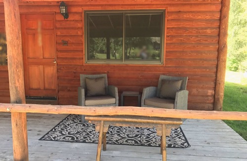 Hoback Junction House | Private and Cozy Guesthouse! Very Selective Booking! Sleeps 4!