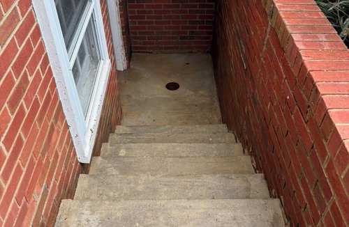 Chamberlayne Apartment | Private Basement Apartment Suite w/Sauna & Workspace- Traveling Professionals