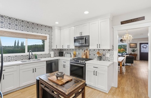 Bonita House | Private Bonita Retreat Pet Friendly 5/3 w/Yard Near Downtown, Beaches & Golf
