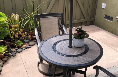 Kensington Cottage | Private Cottage near Village, Zoo and Beaches