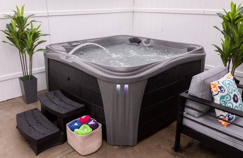 Clarkdale House | Private Culver City Stay with Hot Tub, Parking, Grill and fire place