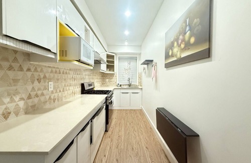 Maple Ridge Condo | Private Guest Suite, One Parking Space