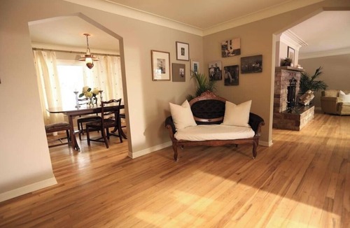Oxford House | Private home with indoor pool -book your holiday stay