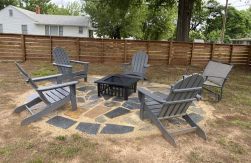 Richmond House | Private House Mins to Maymont Park Walking Trails and VCU