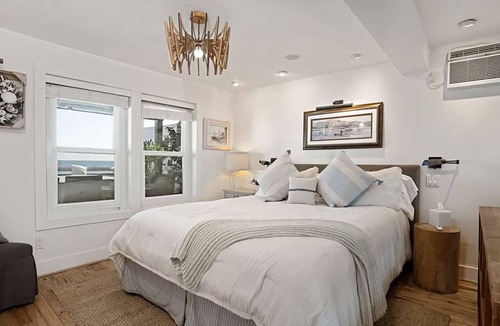 Los Angeles County House | Private House on Beach HotTub