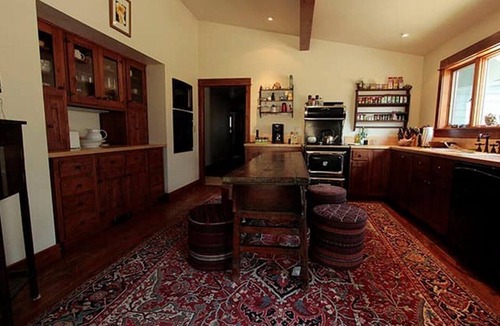 Porcupine Park House | Private Island in Big Sky-Great Fishing & Hunting
