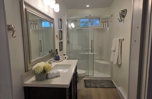 Regional District of Nanaimo House | Private Master Bedroom in a Farmhouse