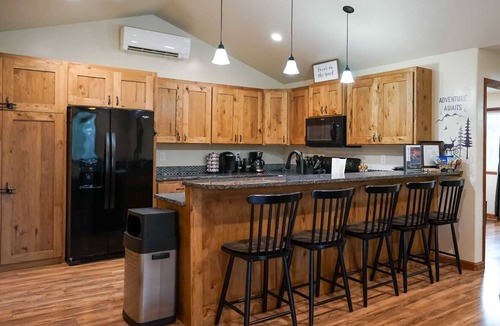 Athol House | Private Oasis Awaits: Cabana and Hot Tub