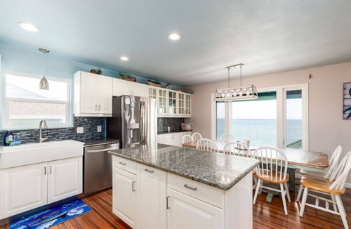 Palm Harbor House | Private Oasis at Kokomo