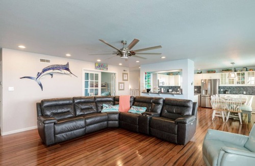 Palm Harbor House | Private Oasis at Kokomo