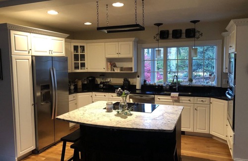 East Falmouth House | Private Pond side in Falmouth
