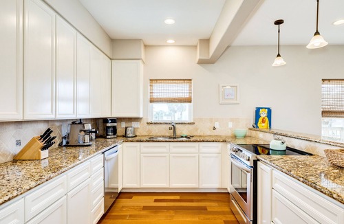 Pirates Beach House | Private Pool, Large Patio & Spacious Interior - Beachside Beauty!