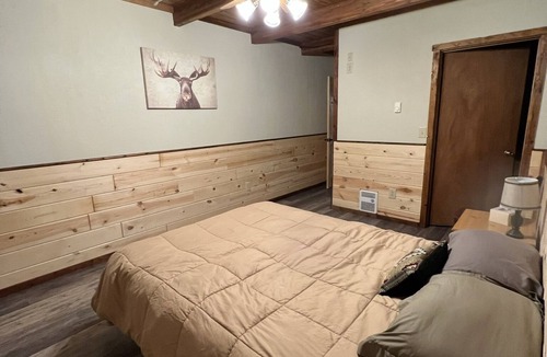 Sundance House | Private Queen Room #1 at The Lodge at Devils Tower