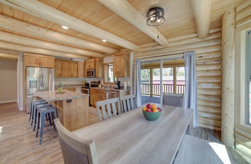 Rigby Cabin | Private Riverside Cabin, Golf Across the Street