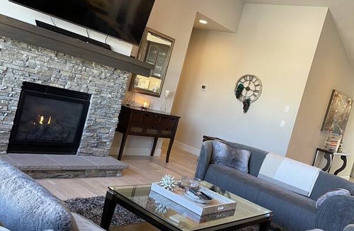 Moran Prairie Resort | Private room ∙ 1 guest