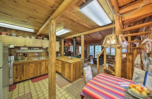 Troy Cabin | Private 'Yaak River Hideaway' w/Deck & Mtn Views!