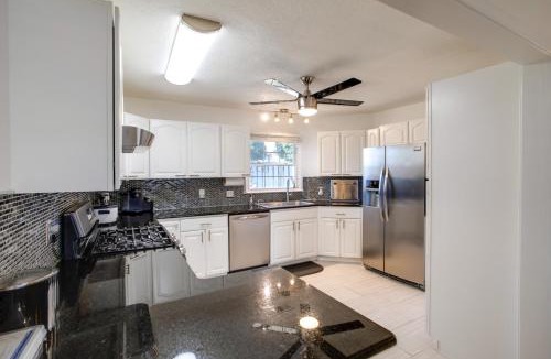 Huntcliff House | Private Yard & Gym: Classic Columbia Home