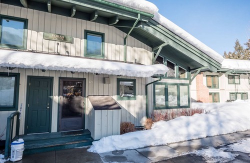 Warm Springs Condo | Prospector Condo 171 - Moutain escape with Pool, Hot Tub, & Tennis Court