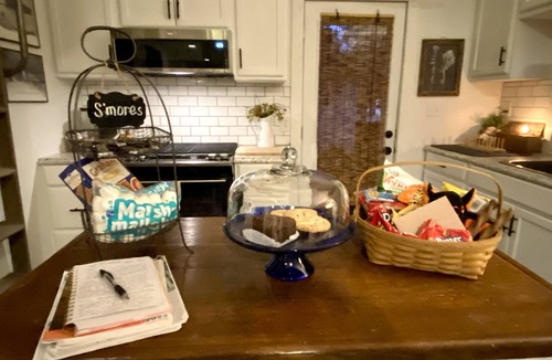Lakeview Cottage | Ptoobies Place- waterfront cottage with boat dock & NEW deck!