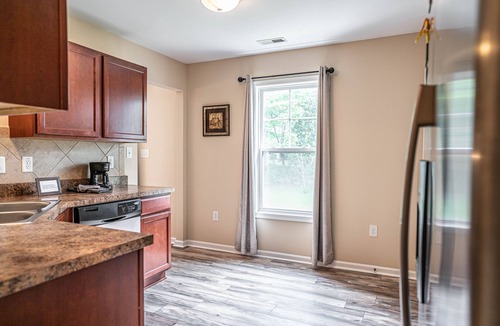 Aberdeen House | Putt in the Pines 3BD 2 BA Charming Quiet Home