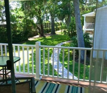 Demere Park House | Q16 Comfortable 2 BR, 2 BA second level in Ocean Walk