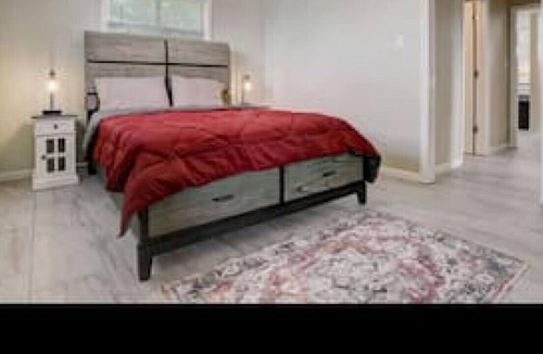 La Marque House | Quaint and Cozy 3 bedroom home La Marque/Gavelston