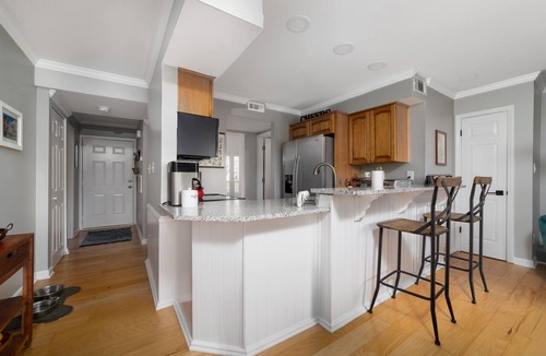Mount Mourne Condo | Quaint and Cozy Lake Norman Condo Lakefront Walkable Dogs Ok