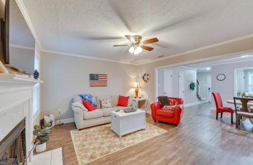 Summerville House | Quaint Augusta Townhome: 3 Mi to the Masters!