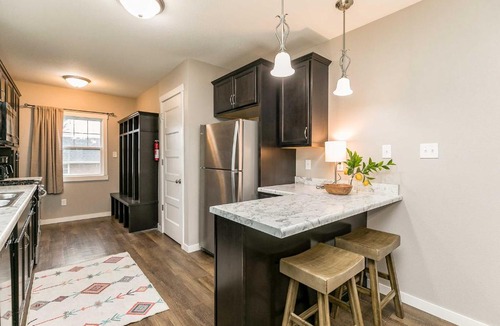 Southwest Area House | Quaint Cedar Rapids Home - 1 5 Mi to Downtown