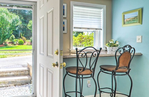 Bourne Apartment | Quaint & Convenient! Cape Cod Apt Near Canal
