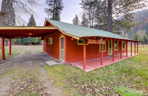 De Borgia Cabin | Quaint DeBorgia Retreat: Black Diamond Guest Ranch