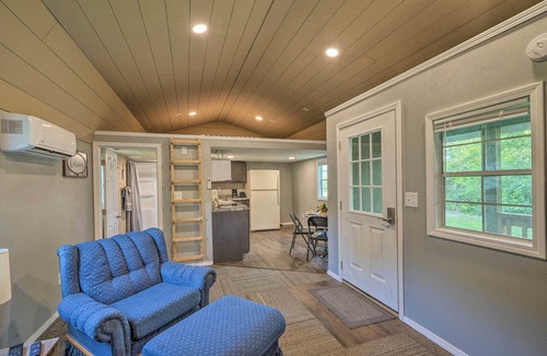 Montezuma Cabin | Quaint Montezuma Cabin Near Lake Ponderosa!