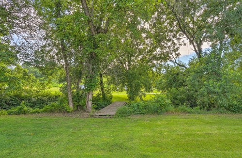Montezuma House | Quaint Montezuma Cabin Near Lake Ponderosa!