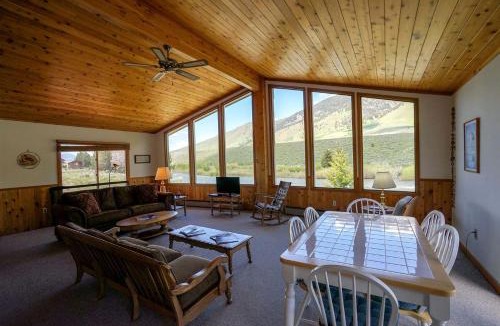 Cameron House | Quaint Vacation Rental with Madison River Views near Yellowstone in Southwest Montana