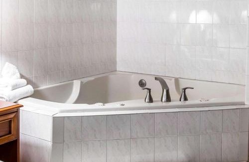 Southfield Hotel | Quality Inn Southfield - Detroit