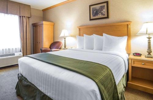 Casper Hotel | Quality Inn & Suites Casper near Event Center