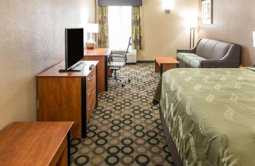 Columbus Hotel | Quality Inn & Suites Columbus West - Hilliard
