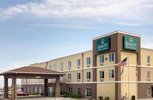 Minot Hotel | Quality Inn & Suites Minot North