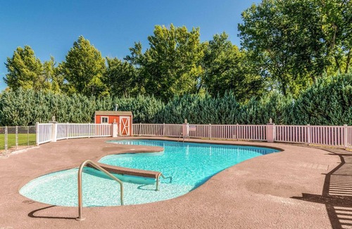 Buffalo Hotel | Quality Inn