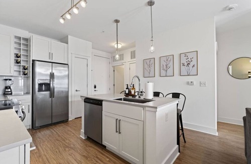 Second Ward Apartment | Queen City Breeze - Free Parking, Pool, Walkable