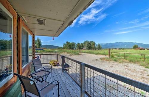 Alpine Northeast Cabin | Quiet Cabin ~ 1 Mi to Snake River Fly Fishing