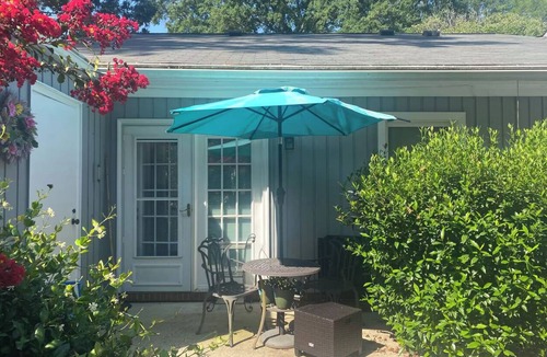 Marlwood Acre House | Quiet garden 2-bedroom townhome near Matthews/Mint Hill
